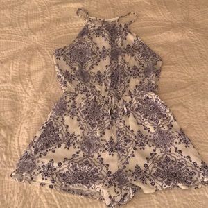Porcelain print Forever 21 romper